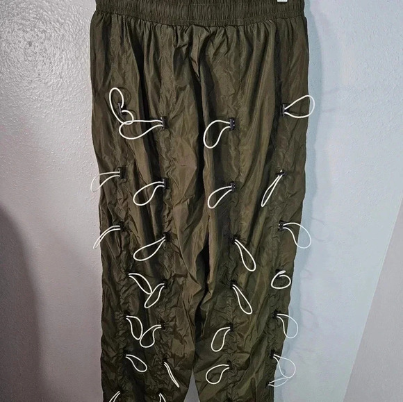 URKOOL Bungee Cord Drawstring Pants Olive - Picture 8 of 13
